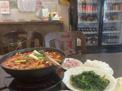 -湘肠香火锅店(团结湖店)