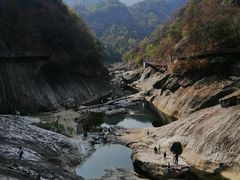 -燕子河大峡谷天坑仙境