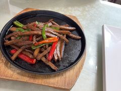 -天天向上素食餐厅(五台山店)
