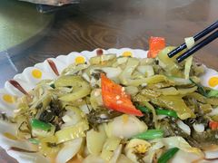 炒酸菜-海泉湾竹筒饭·瘦身水库大头鱼(从化温泉镇店)