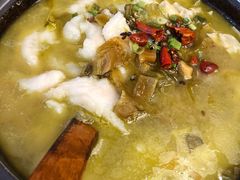 -周鱼小馆石锅酸菜鱼(活力汇店)