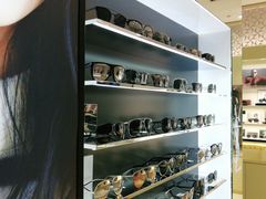 -宝岛眼镜(群光广场店)