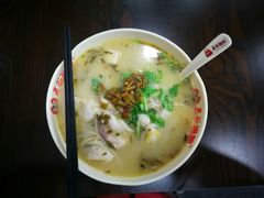 -五谷渔粉(区庄店)