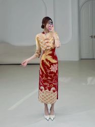 点击看大图 -曼青婚纱礼服馆
