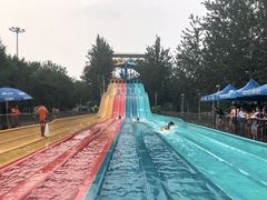 -欢乐水魔方水世界