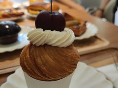 -VERIE BAKEHOUSE