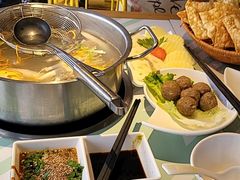 -花田煮鲜牛肉火锅(钟楼众汇店)