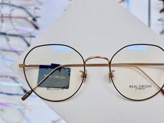 -潘多拉眼镜·蔡司依视路明月(潘家园店)