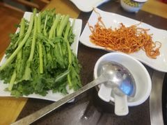 -峰瑞藏地美食·石锅鸡·牦牛肉(大昭寺品牌店)