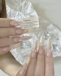 -七月美睫 美甲