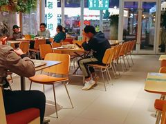 -老乡鸡(上海白玉兰广场店)