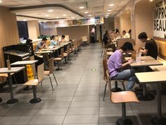 大堂-麦当劳(军博店)