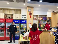 -江城燕子大排档(江汉路步行街店)