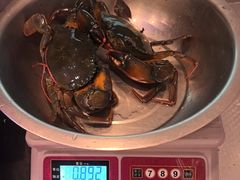 -七欣天香辣蟹火锅(闵行浦江欢乐颂店)