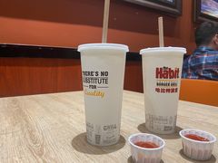-The Habit Burger Grill 哈比特汉堡(爱琴海店)