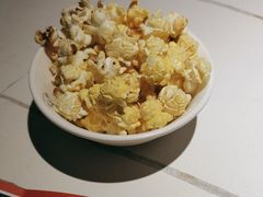 -阿瓦山寨·湘菜现炒·剁椒鱼头王(咸阳总店)