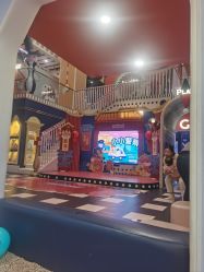 -MELAND CLUB亲子乐园·派对·餐厅(北京芳圆里ID MALL店)