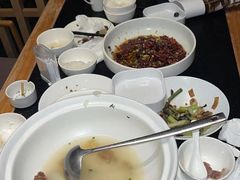 -鱼鲜饭香·招牌汽锅剁椒鱼头王