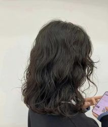 -镁连社·美联社