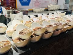 -芝小官毛肚火锅海鲜自助(无锡新吴区宝龙店)