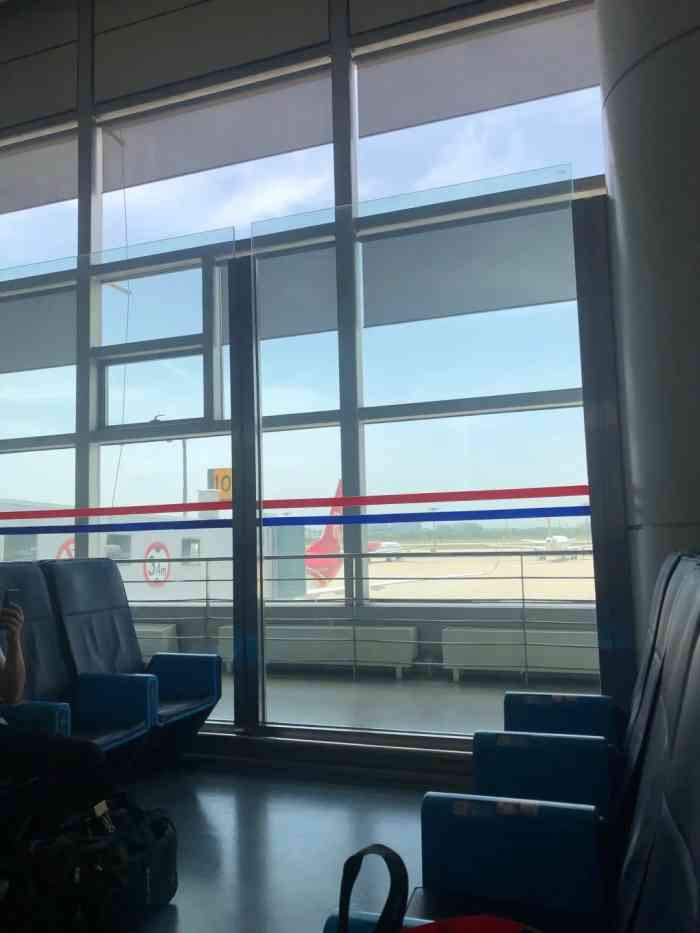 太原武宿国际机场-1号航站楼-"坐飞机回家提前了三个小时来到了机场