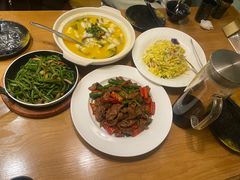-海派美食·家宴海鲜青岛菜·石锅鲽鱼头(东方城店)