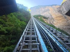 -鹿院坪生态旅游景区