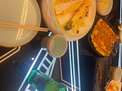 -星璨火吧KTV聚会餐厅(丰庆路店)