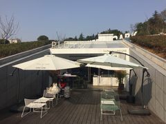 -UNI UNI(环亚凯瑟琳店)