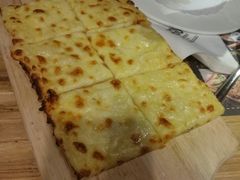 薄脆榴莲披萨-阿顾西餐·牛排披萨(北戴河店)