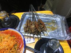 -喝丢一只鞋海鲜烧烤·海肠捞饭(文体街店)