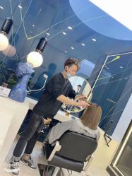 -a·f one hair salon