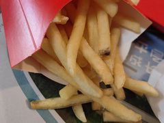 -麦当劳(丽江玉河广场店)