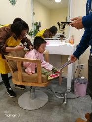 -马克叔叔儿童理发形象设计