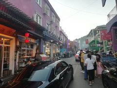 -百里峡七彩艺术小镇