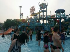 -欢乐水魔方水世界