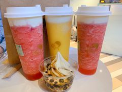 芝芝莓莓-喜茶(上海正大广场店)