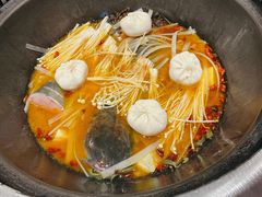 -玺炖·中国铁锅炖(虹桥天街店)