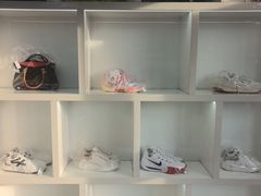 -翰皇直营洗衣洗鞋(望京鹿港店)