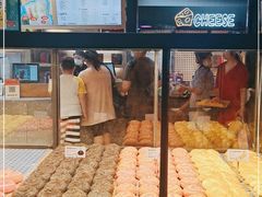面包甜点陈列柜-LELECHA乐乐茶(上海五角场万达广场店)