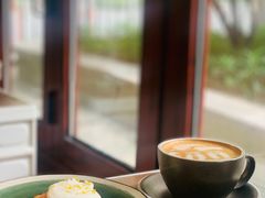 -SAFARI COFFEE
