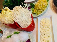 -羊家胡同·龙虾烧烤火锅(龙汇路店)