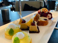 -Cafe Gray Deluxe