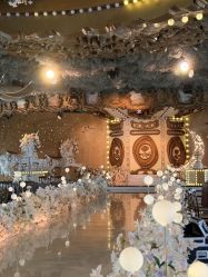 -花嫁丽舍婚礼殿堂(世博江景店)