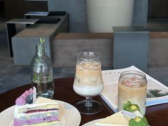 -洪小鹏生活美学馆(领SHOW天地店)