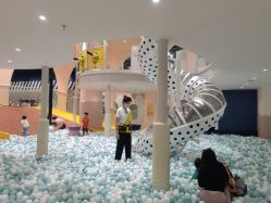 -奈尔宝·儿童乐园·亲子餐厅(鄞州万达店)