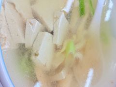-回头客餐厅·家的味道农家菜·虹鳟鱼·铁锅炖(雁栖湖店)