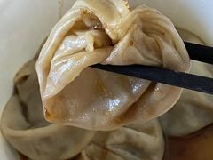 蟹黄汤包-鑫旺旺汤包(总店)