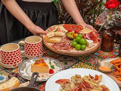 -BROWNSTONE布朗石西班牙餐厅(富城店)