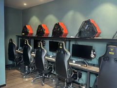 -粤塔X趣影电竞酒店(天河广场车陂地铁站店)